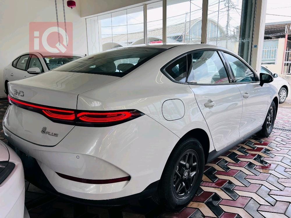 بي واي دي Qin Plus